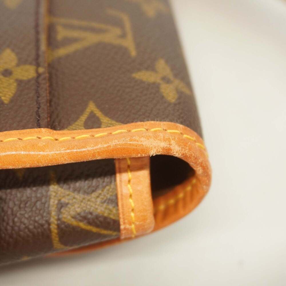 LOUIS VUITTON Brown Monogram Shoulder Bag - Picture 9 of 12